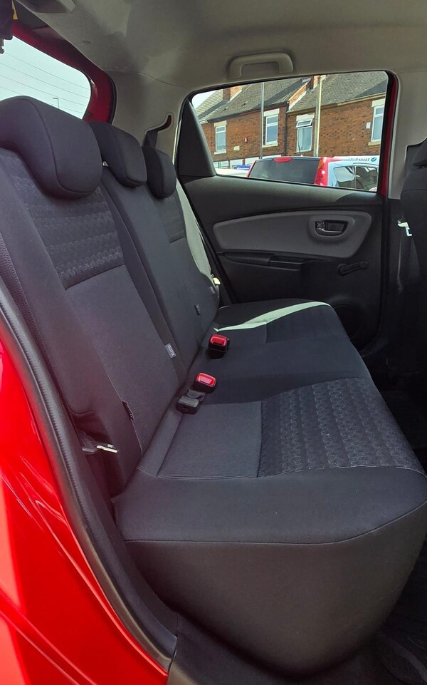 Used Toyota Yaris 2016 for sale - 74355505: Photo 10