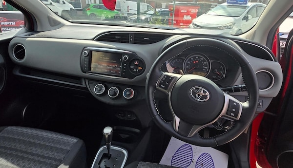 Used Toyota Yaris 2016 for sale - 74355505: Photo 14