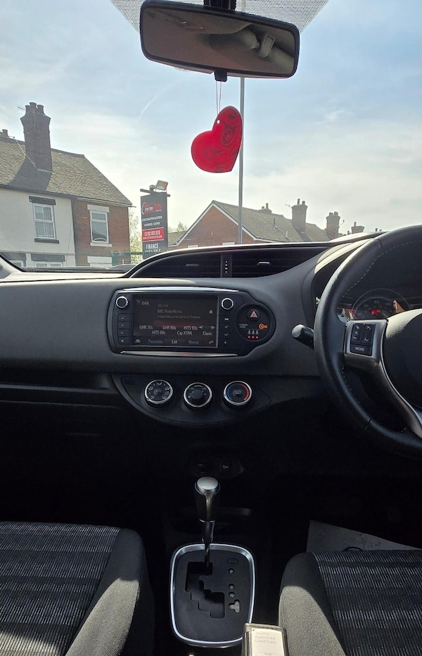 Used Toyota Yaris 2016 for sale - 74355505: Photo 16