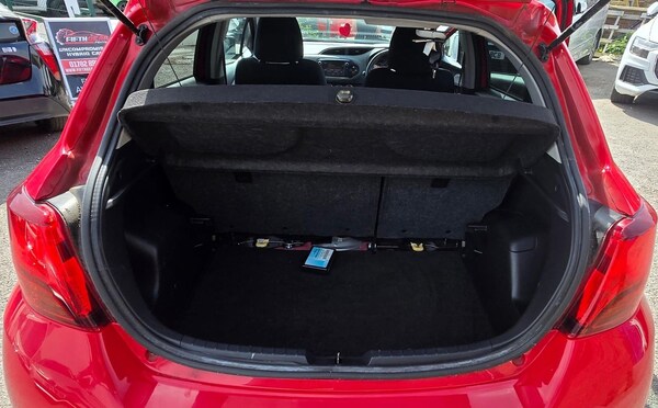 Used Toyota Yaris 2016 for sale - 74355505: Photo 9