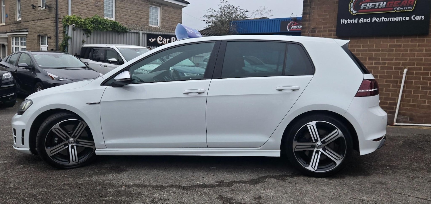 Used Volkswagen Golf 2015 for sale - 76750713: Photo 4