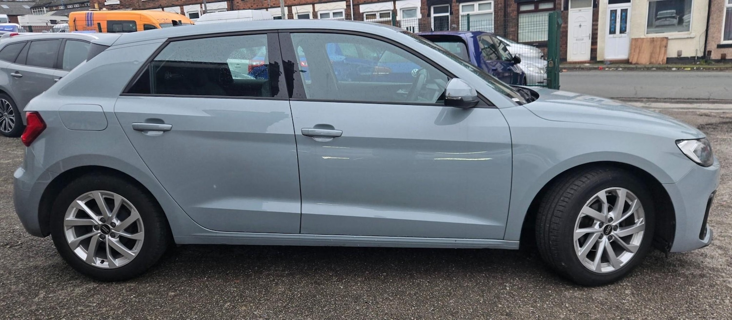 Used Audi A1 2023 for sale - 77533622: Photo 6