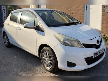 Used Toyota Vitz undefined for sale - 79232783: Photo