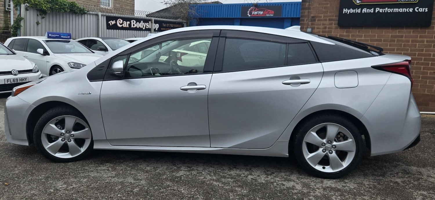 Used Toyota Prius for sale - 77582400: Photo 4