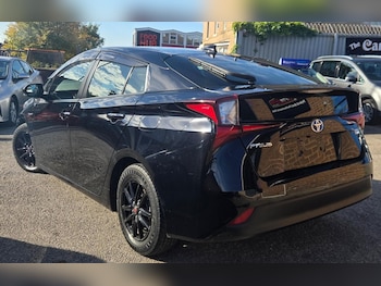 Used Toyota Prius undefined for sale - 76240298: Photo