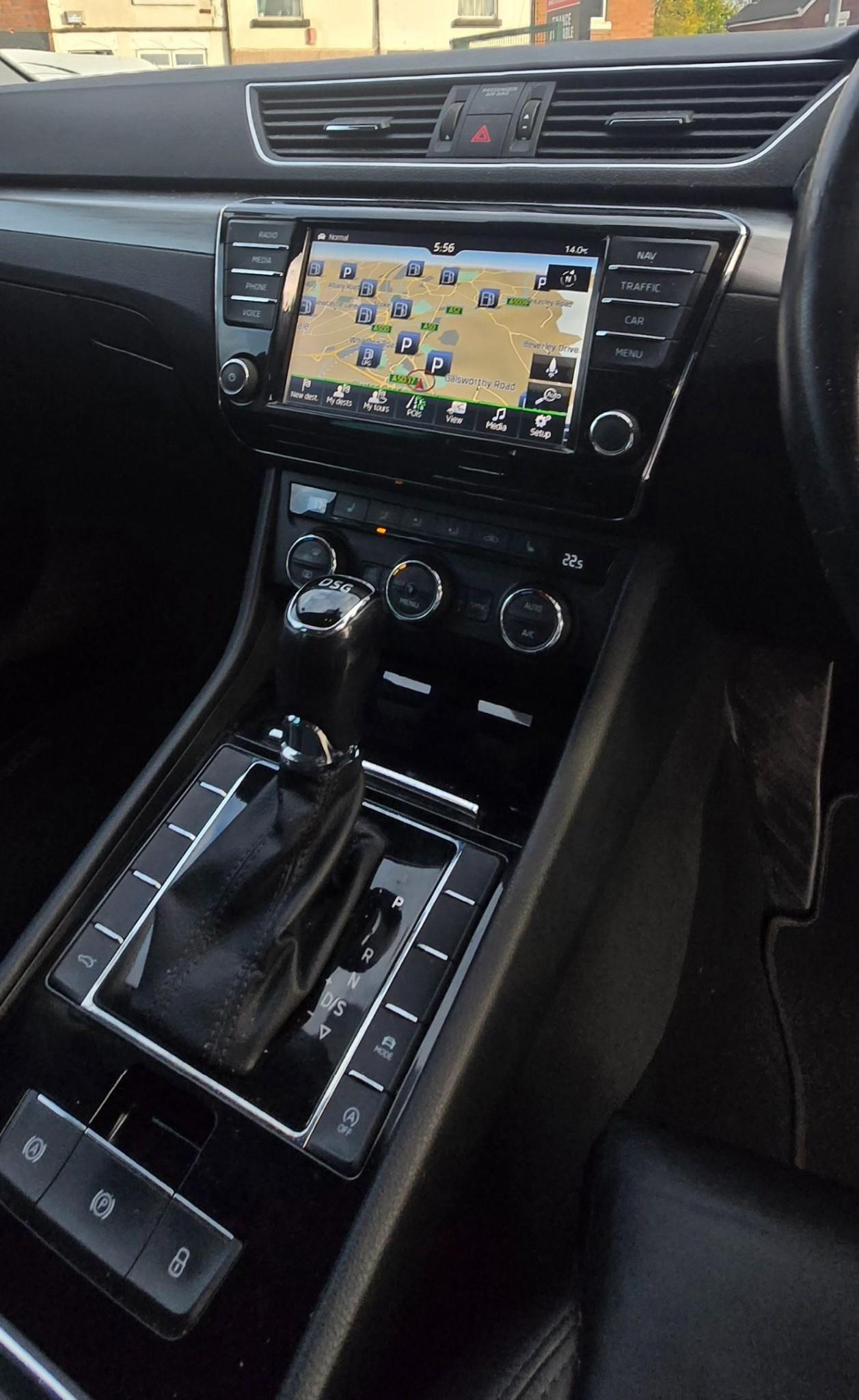 Used Skoda Superb 2016 for sale - 76073660: Photo 12