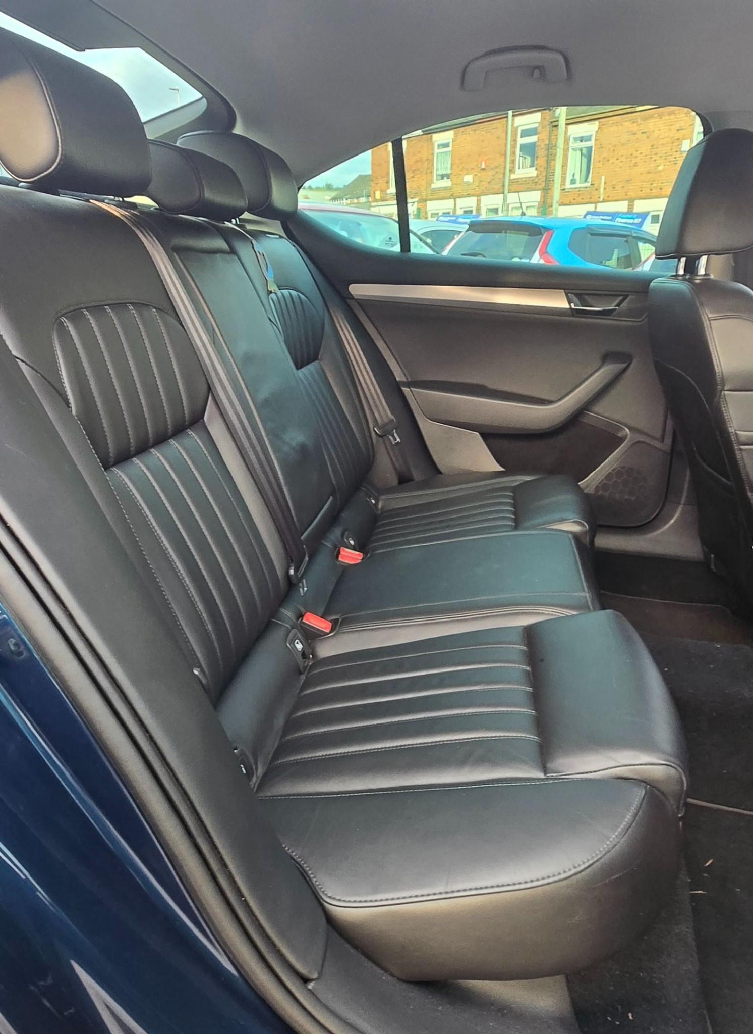 Used Skoda Superb 2016 for sale - 76073660: Photo 15