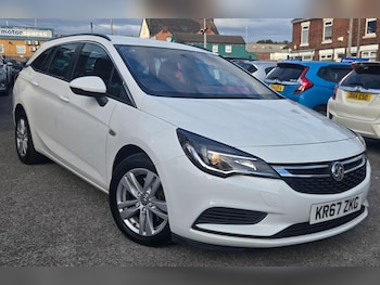 Used Vauxhall Astra 2017 for sale - 76061481: Photo