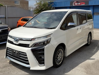 Used Toyota Voxy undefined for sale - 79312800: Photo