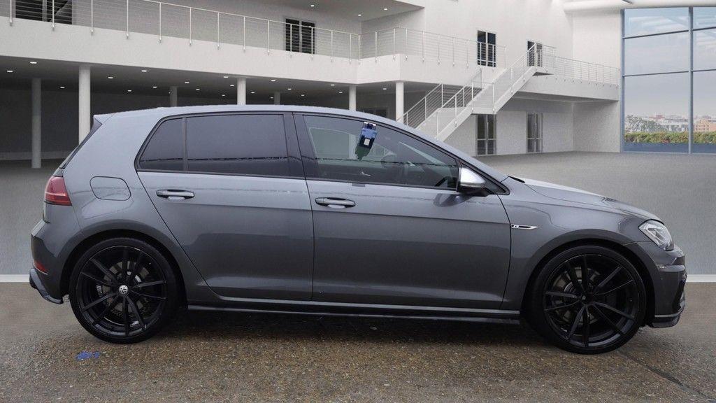 Used Volkswagen Golf 2019 for sale - 76586371: Photo 3