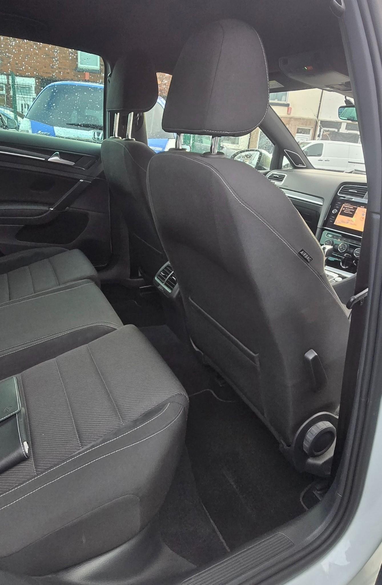 Used Volkswagen Golf 2019 for sale - 77110074: Photo 12