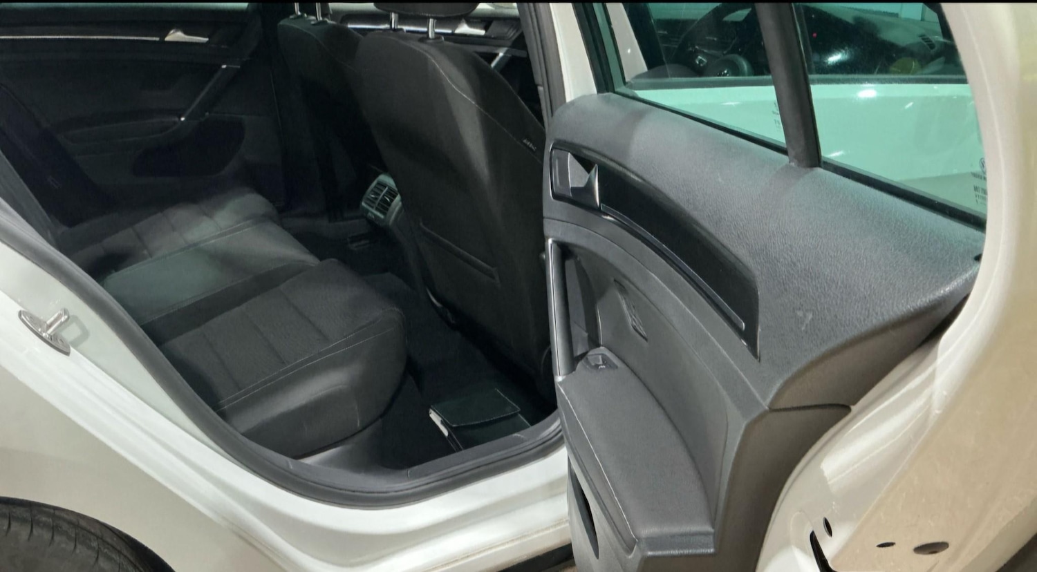 Used Volkswagen Golf 2019 for sale - 77110074: Photo 7