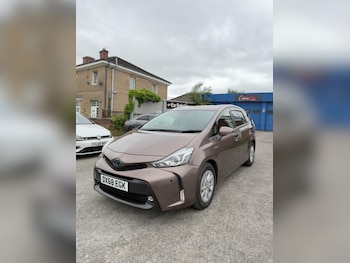 Used Toyota Prius+ 2019 for sale - 78954506: Photo