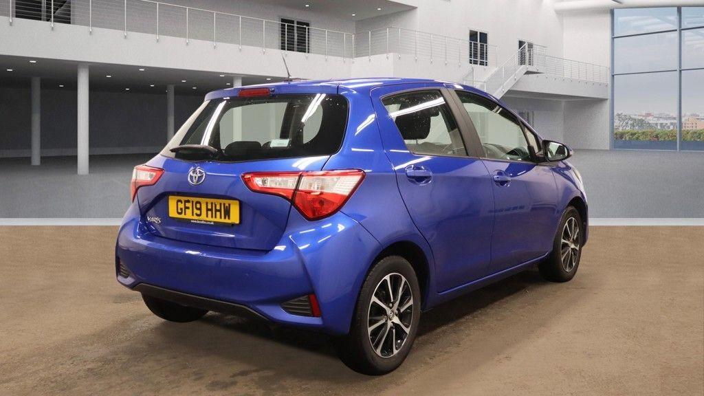 Used Toyota Yaris 2019 for sale - 77088362: Photo 10