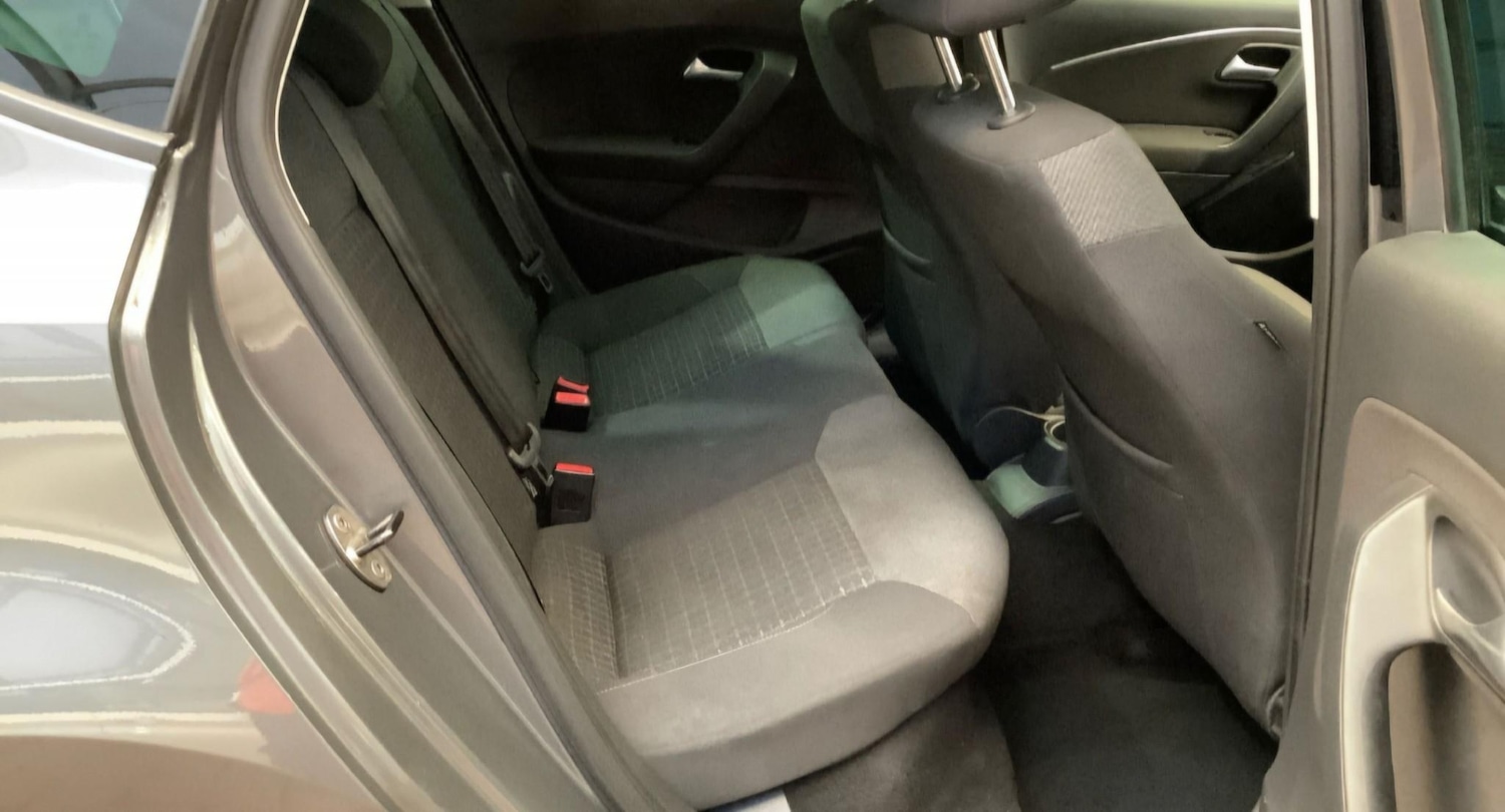 Used Volkswagen Polo 2017 for sale - 77110075: Photo 6