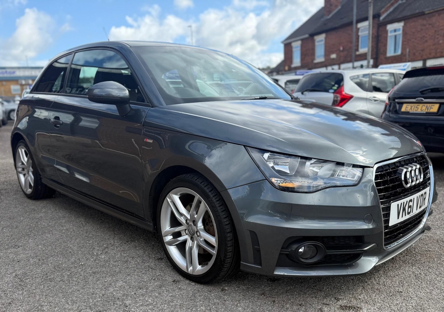 Used Audi A1 2011 for sale - 76750704: Photo 3
