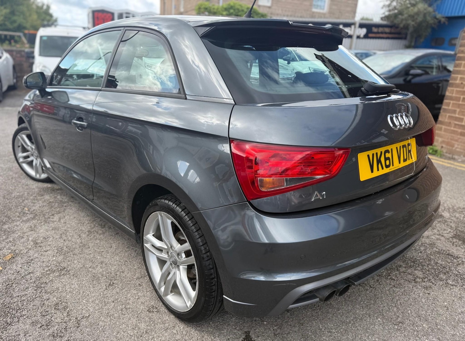 Used Audi A1 2011 for sale - 76750704: Photo 5