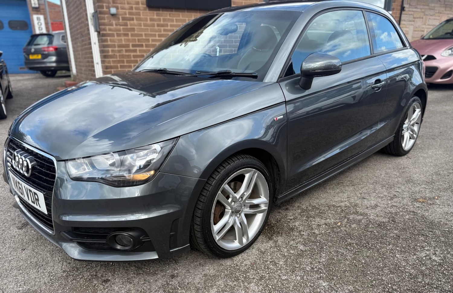 Used Audi A1 2011 for sale - 76750704: Photo 8