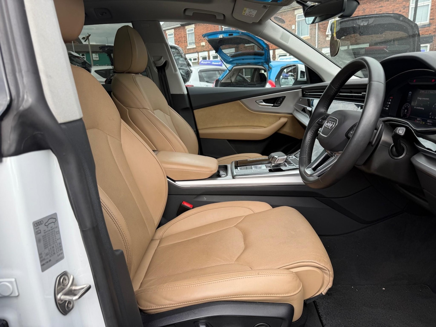 Used Audi Q8 2025 for sale - 76240294: Photo 21