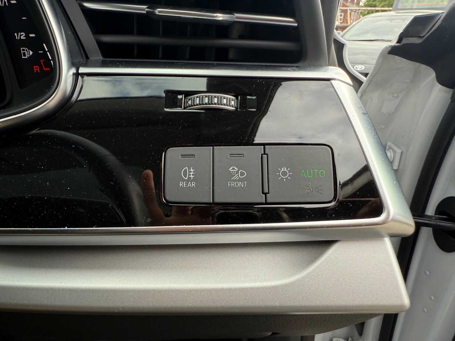 Used Audi Q8 2025 for sale - 76240294: Photo 31