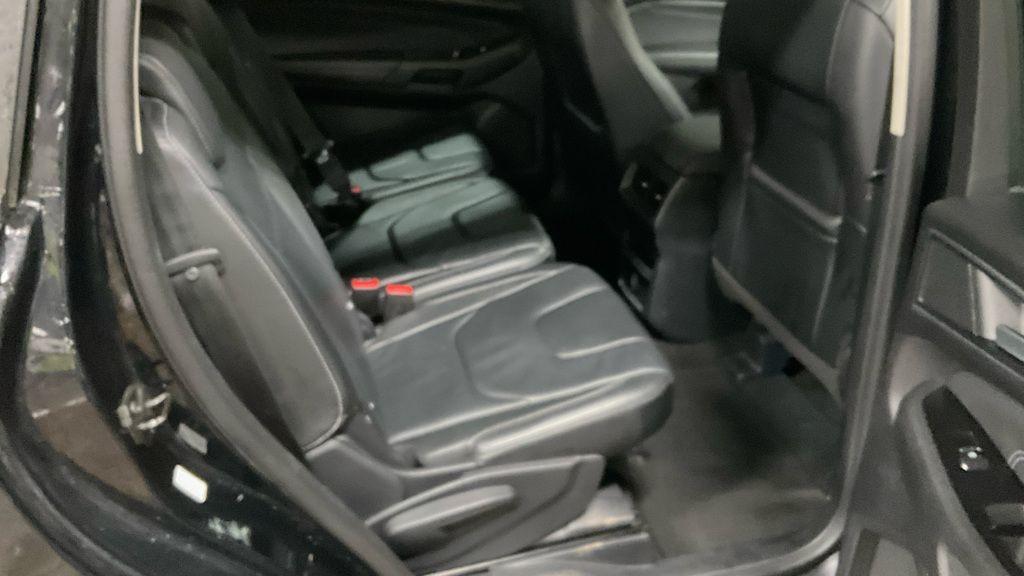 Used Ford S-Max 2017 for sale - 77340627: Photo 14