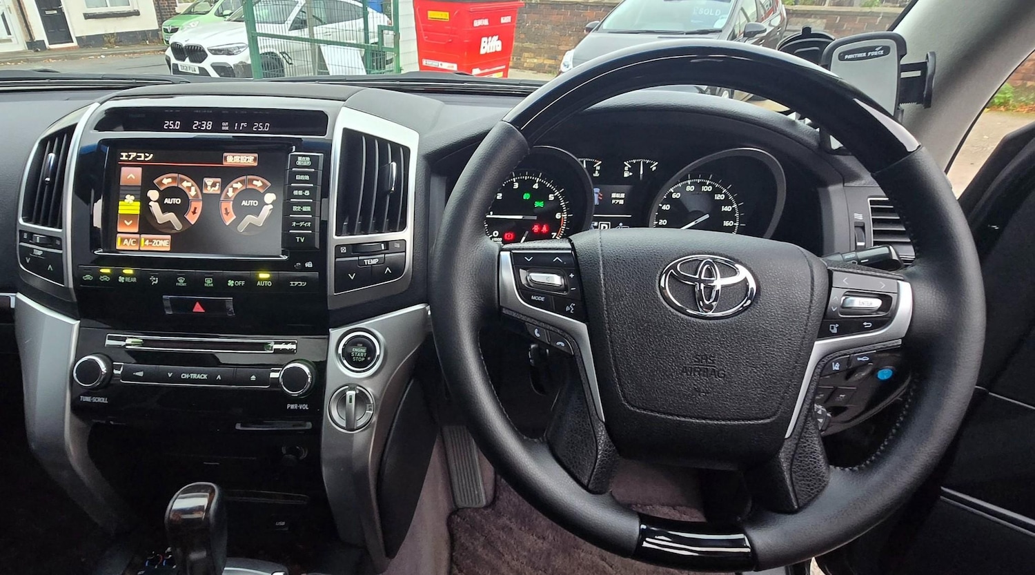 Used Toyota Land Cruiser 2023 for sale - 76312681: Photo 11