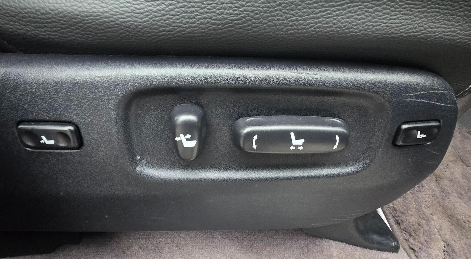 Used Toyota Land Cruiser 2023 for sale - 76312681: Photo 16