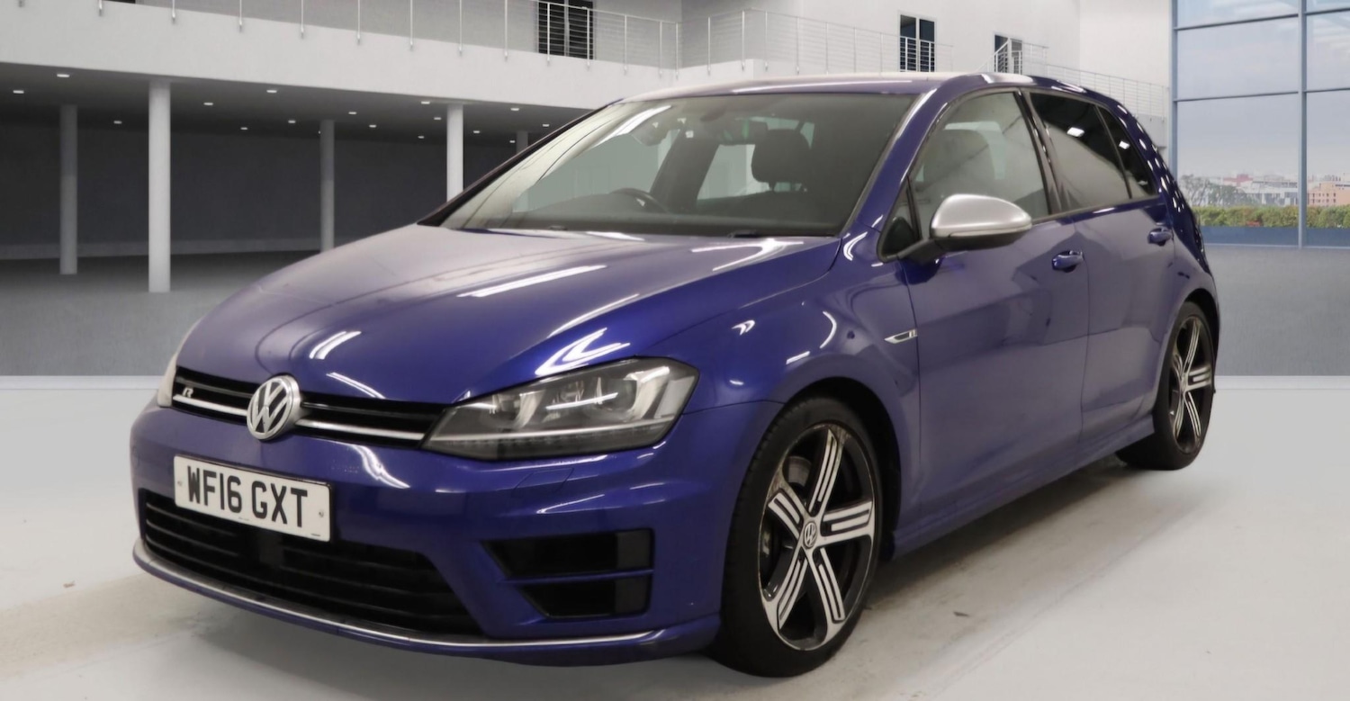 Used Volkswagen Golf 2016 for sale - 77110077: Photo 2