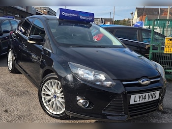 2014 (14) - 1.6 Zetec Navigator Hatchback 5-Door