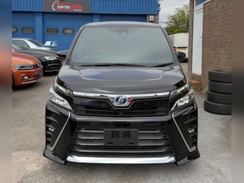 Used Toyota Voxy undefined for sale - 79312801: Photo
