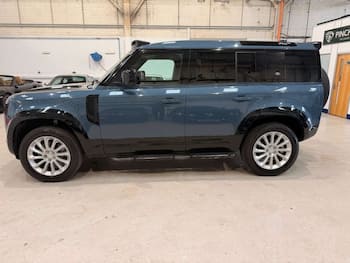 Used Land Rover Defender 2020 for sale - 79812943: Photo