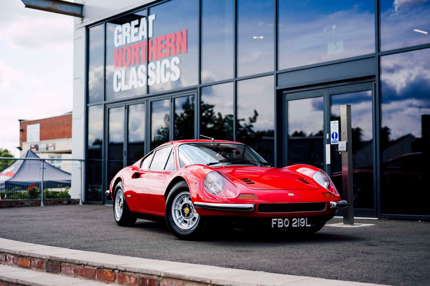 Used Ferrari Dino 1973 for sale - 76693659: Photo 1