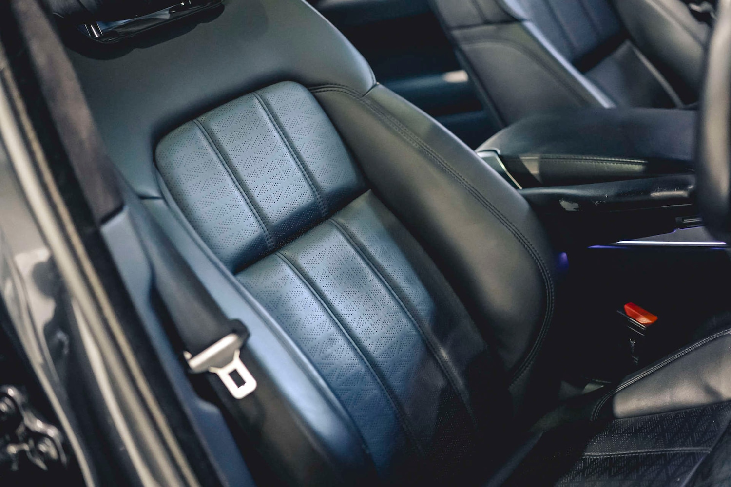 Used Land Rover Range Rover Sport 2018 for sale - 76693658: Photo 30