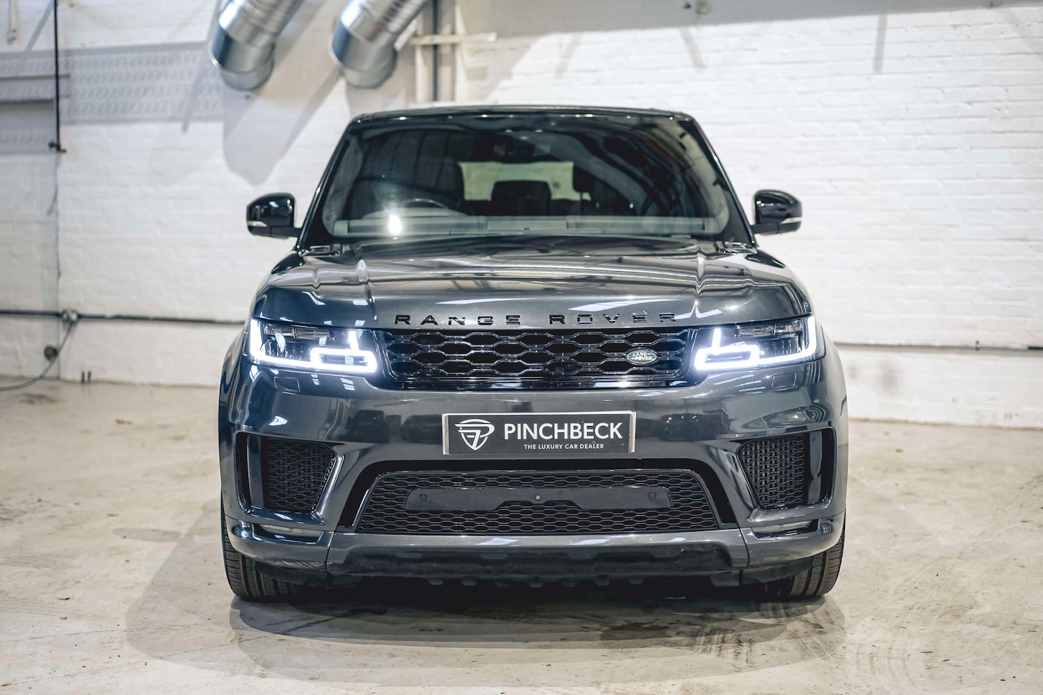Used Land Rover Range Rover Sport 2018 for sale - 76693658: Photo 4