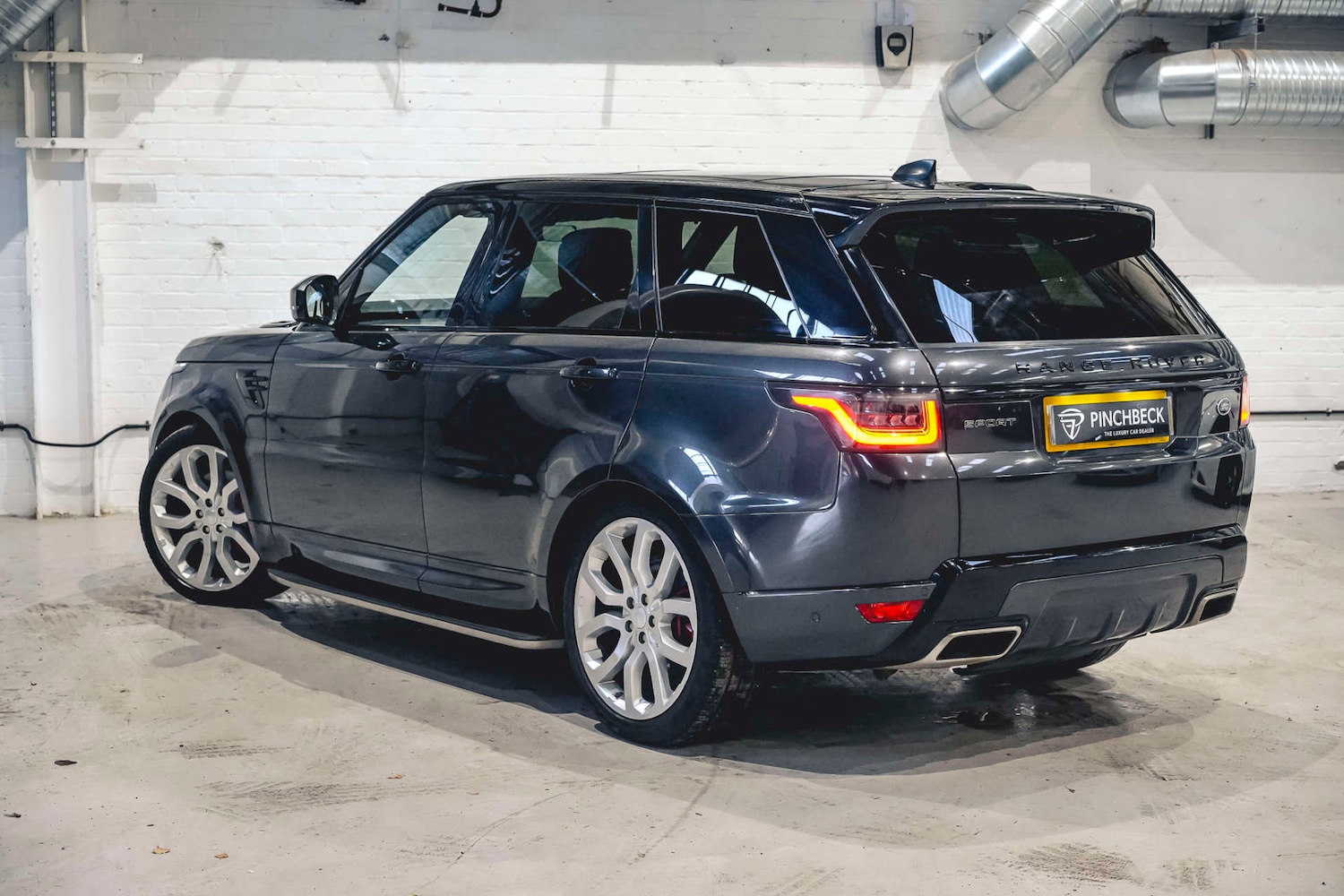 Used Land Rover Range Rover Sport 2018 for sale - 76693658: Photo 6