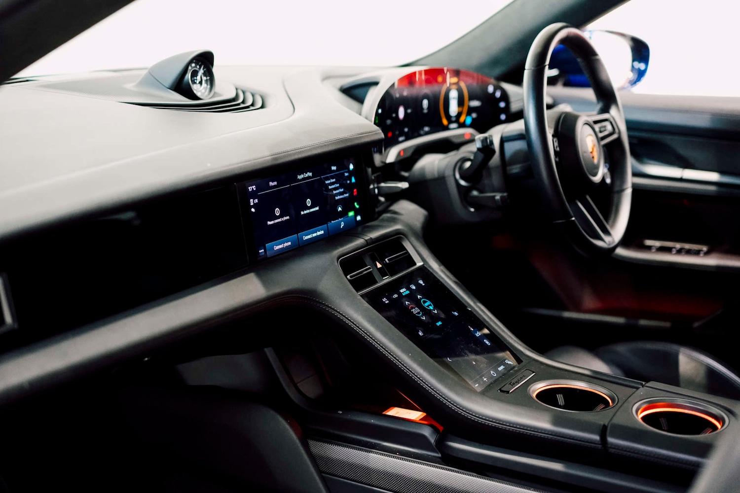 Used Porsche Taycan 2022 for sale - 76693664: Photo 36