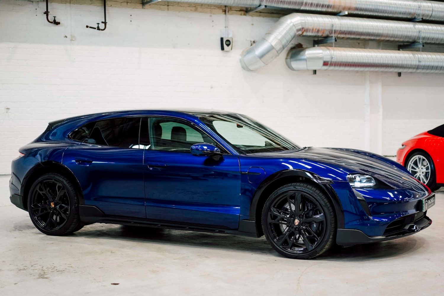 Used Porsche Taycan 2022 for sale - 76693664: Photo 4