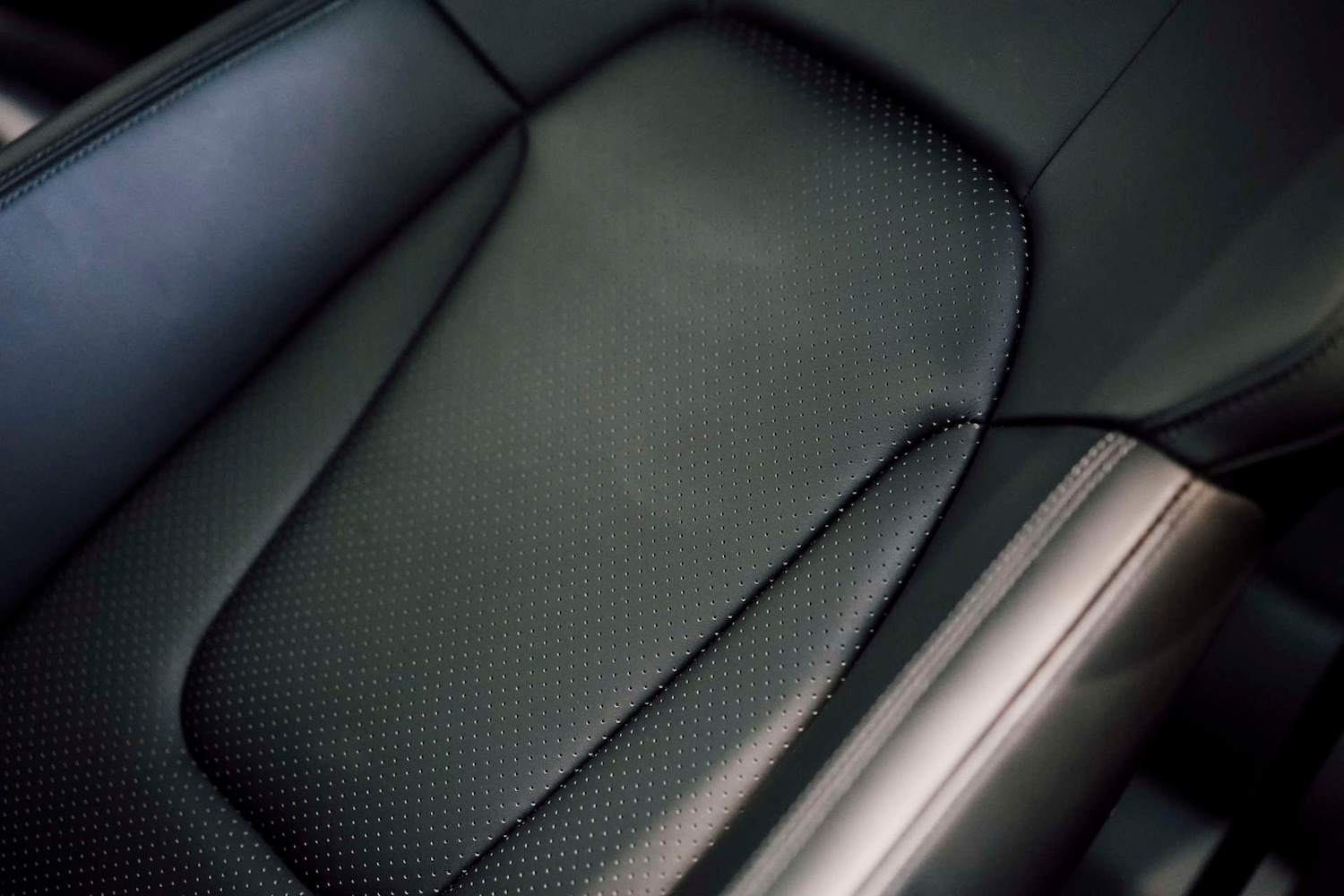 Used Porsche Taycan 2022 for sale - 76693664: Photo 40