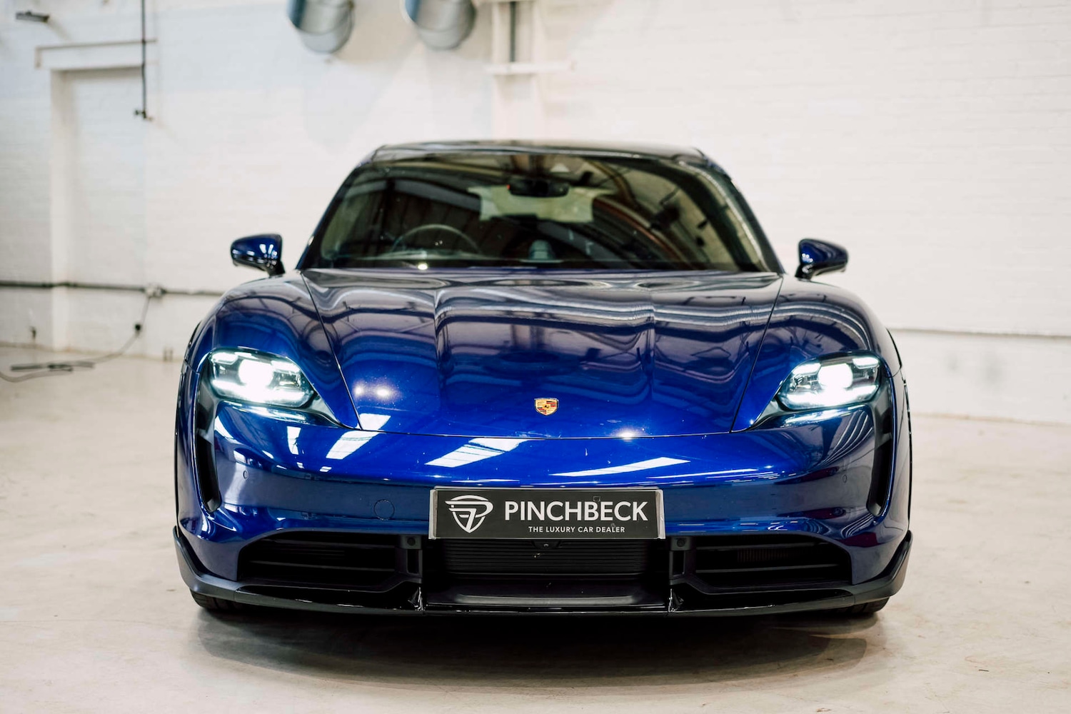 Used Porsche Taycan 2022 for sale - 76693664: Photo 7