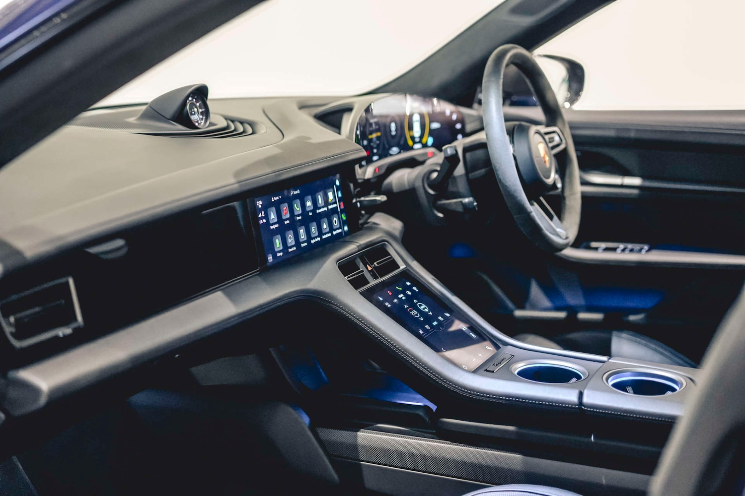 Used Porsche Taycan 2020 for sale - 77157183: Photo 37