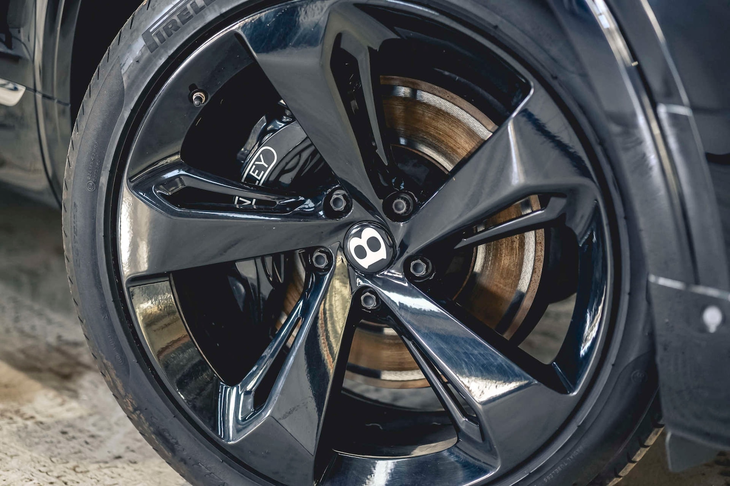 Used Bentley Bentayga 2018 for sale - 76693661: Photo 3