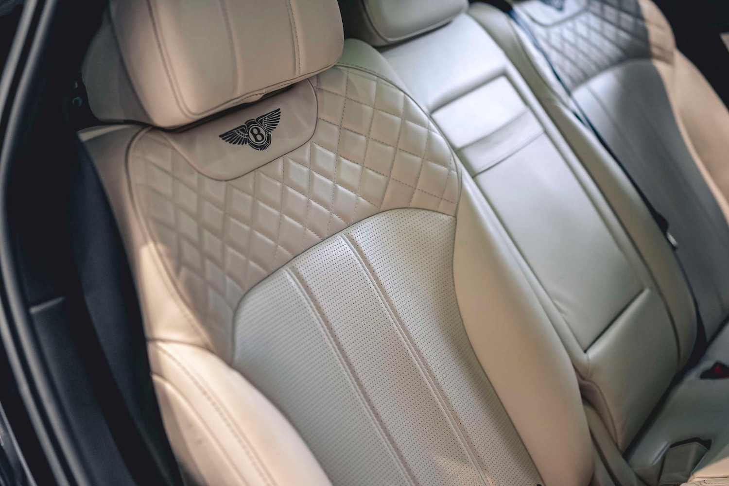 Used Bentley Bentayga 2018 for sale - 76693661: Photo 35