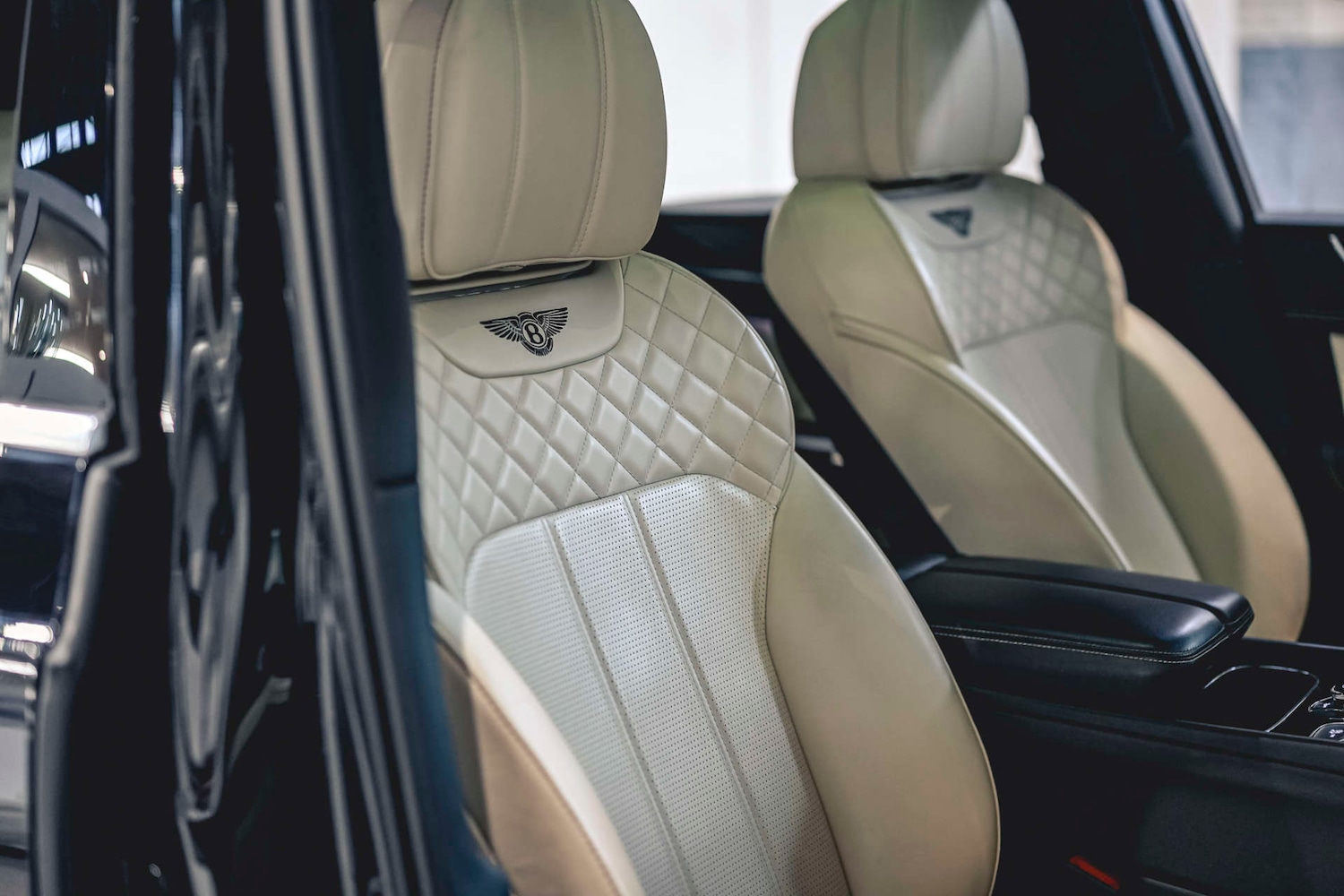 Used Bentley Bentayga 2018 for sale - 76693661: Photo 40