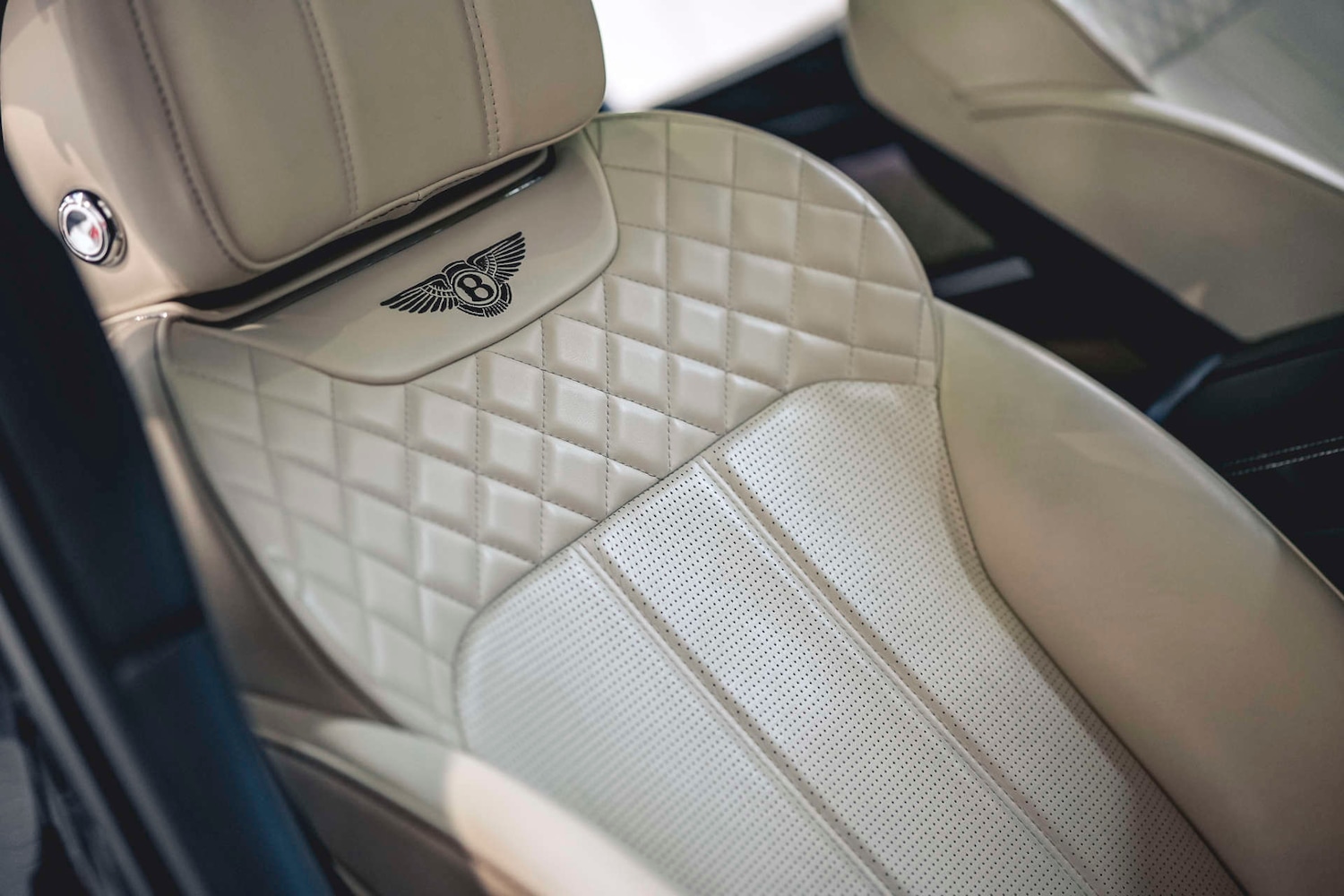 Used Bentley Bentayga 2018 for sale - 76693661: Photo 41