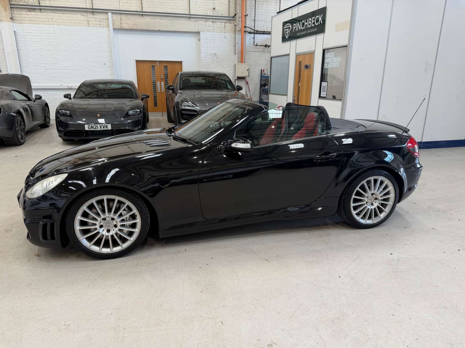 Used Mercedes-Benz SLK 2005 for sale - 78165550: Photo 8
