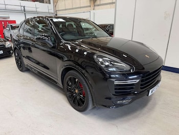 Used Porsche Cayenne 2017 for sale - 79101564: Photo