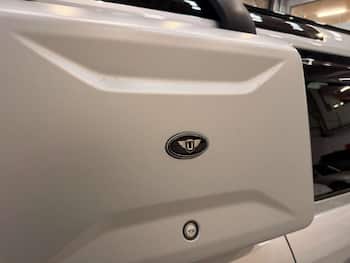 Used Land Rover Defender 2020 for sale - 79803553: Photo