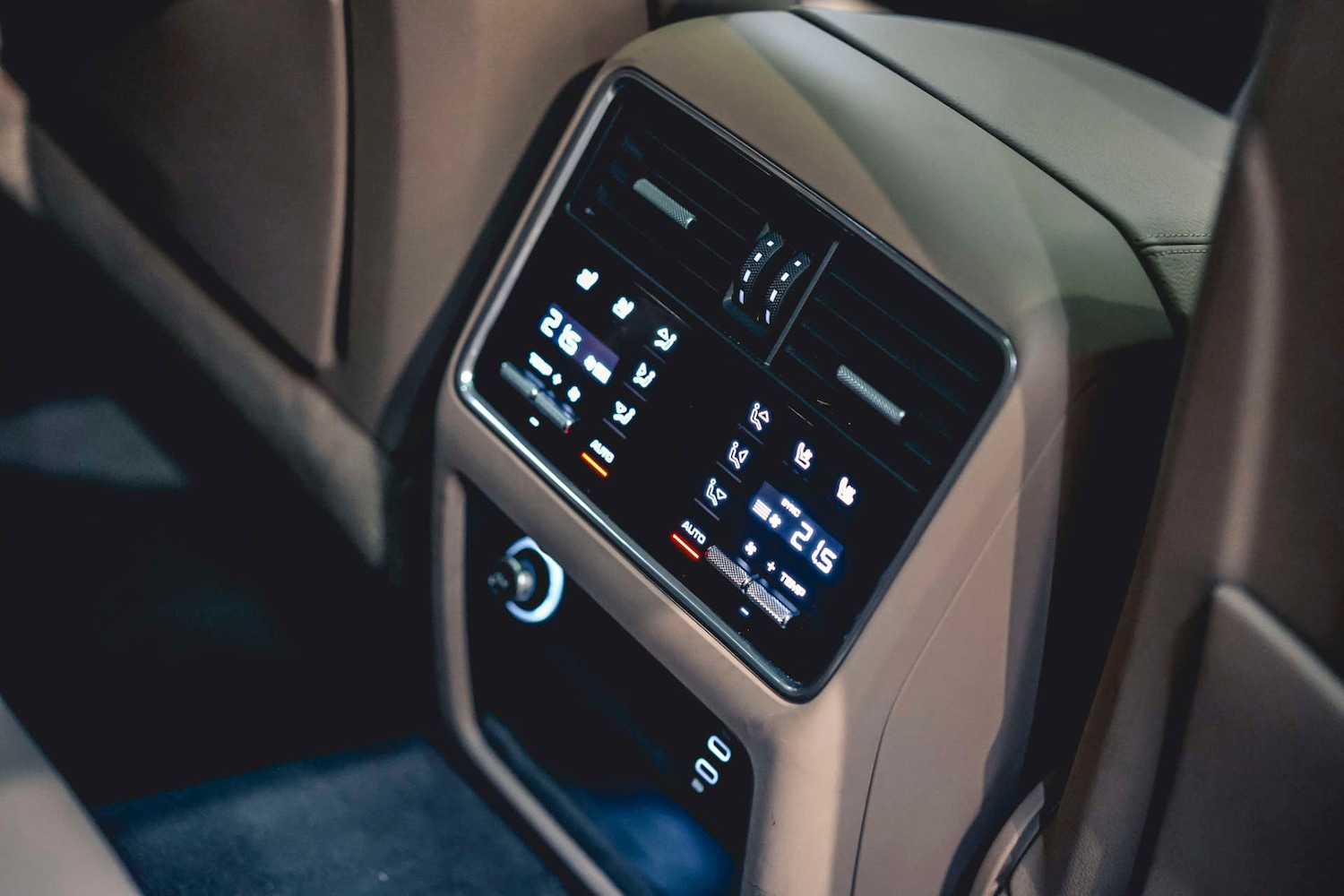 Used Porsche Cayenne 2023 for sale - 77492528: Photo 30