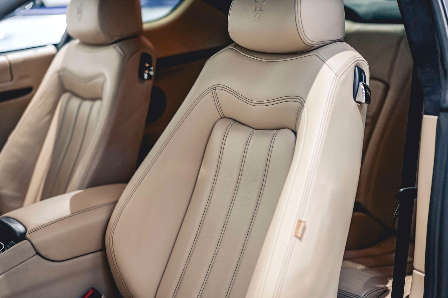 Used Maserati Granturismo 2010 for sale - 77173415: Photo 39