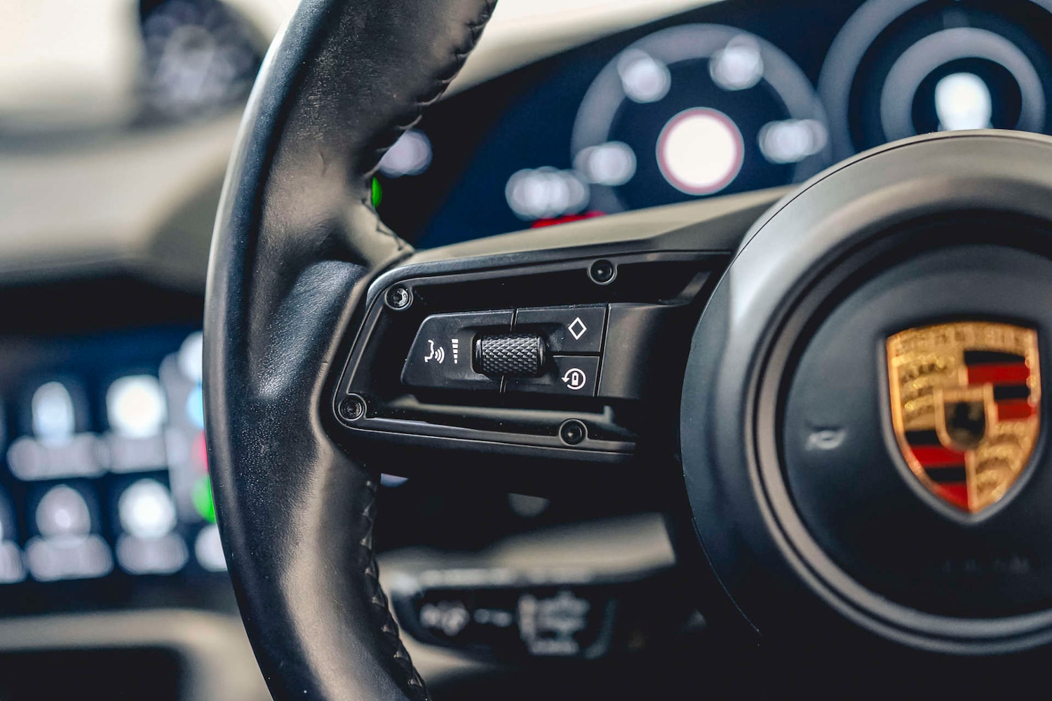 Used Porsche Taycan 2021 for sale - 77129807: Photo 21